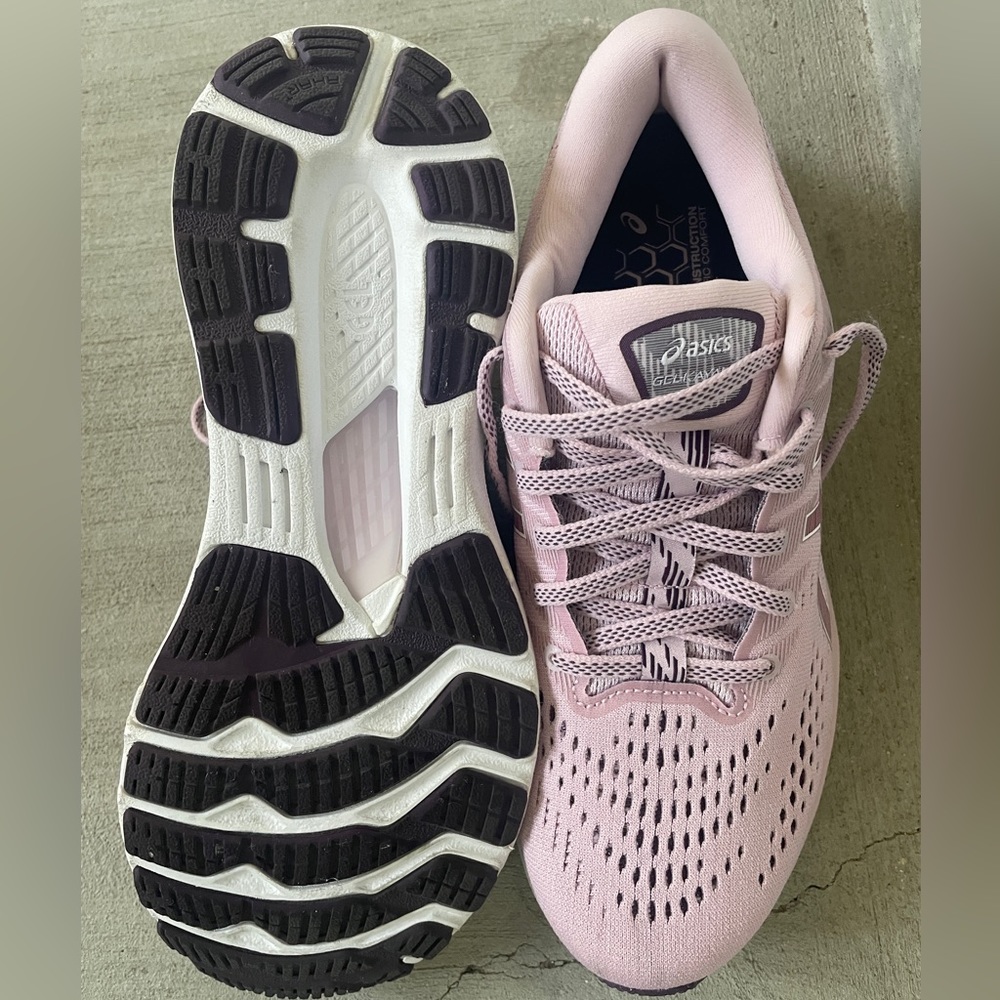 ASICS running shoes women’s size 9